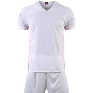 Meilleure vente d'uniforme de football de haute qualité blanc avec impression de logo personnalisé meilleur prix nouveau style pour adultes fabricant pakistanais - Product Image 1