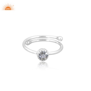 นักออกแบบแฮนด์เมดสีฟ้าท็อปาสแหวนพลอยมินิมอลวางซ้อนกันได้ผู้หญิง Birthstone เครื่องประดับที่กําหนดเองโดยผู้ผลิต - Product Image 2