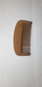 Peigne à barbe en bois classique professionnel à succès, design à long manche, logo personnalisé, marque Madhav Metals - Prix bas, utilisation à domicile - Product Image 2