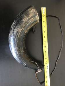 แตรที่มีการแกะสลักเหมาะสำหรับใช้เป็นเขาดื่มและแตรเป่าเหมาะสำหรับขาย - Product Image 2