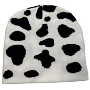 Gorro de pescador personalizado con diseño de OEM de alta calidad para deportes de invierno, gorro de punto de invierno, gorro bordado con logotipo personalizado - Product Image 1