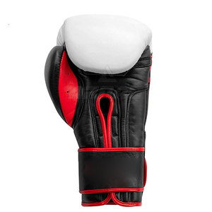 Diseñado para reducir el impacto y aumentar la comodidad durante el uso Cómodos guantes de boxeo con fuerte soporte para la muñeca y fácil cierre - Product Image 2