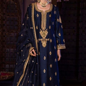 NEW--STYLISH และหรูหรายาว KURTA & PLAZO บนผ้าไหมประดับลูกปัดแก้วคริสตัล DABKA ทำงานสำหรับงานปาร์ตี้-สวมใส่ @ 2022 - Product Image 1