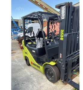 Chariot à palettes CLARK S30CL 2023, diesel, état neuf et d'occasion, pour la construction, l'agriculture, la vente au détail et les ateliers de réparation de machines - Product Image 3