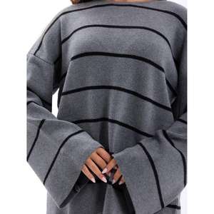 42401 Pull décontracté en tricot rayé ample couleur gris-noir - Product Image 3