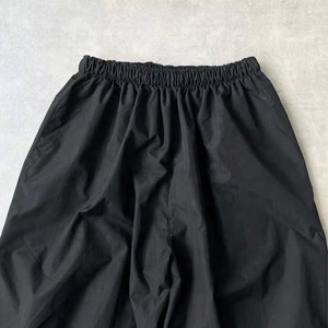 Pantalon de jogging en nylon imperméable respirant coupe-vent avec détails de passepoil et cordon de serrage, style streetwear décontracté, logo personnalisé, pour homme, USA - Product Image 2