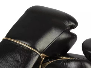 Couleur unie noire et dorée Expérience sans sueur Utilisation polyvalente Boxe MMA Muay Thai Sparring Fight Gear Gants - Product Image 2