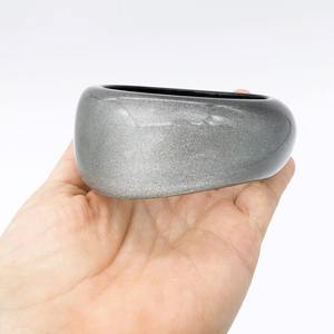 Nouveau design Bijoux en résine stylés pour femmes et filles Bracelets en résine colorés Bracelets à breloques avec motifs spéciaux - Product Image 5