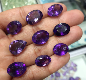 Cabochon de charoite de la plus haute qualité pierres précieuses en vrac gemmes de forme ovale lisse pour la fabrication de bijoux - Product Image 5