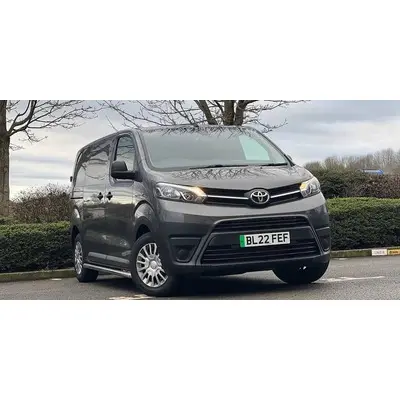 GEBRAUCHTE GÜNSTIGE TOYOTA PROACE VERSO AUTOS ZUM VERKAUF JAHR FAIRLY USED TOYOTA CARS ZU VERKAUFEN