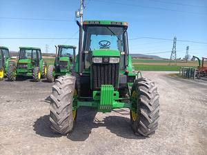 Tracteur à roues Johnn 7810 4WD multifonctionnel avec boîte de vitesses de pompe à entraînement par engrenages 100HP-utilisé prêt à expédier pour un usage domestique agricole - Product Image 3