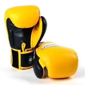 Guantes de Boxeo Profesionales de Cuero Genuino Amarillo y Negro al por Mayor con Cierre de Gancho y Bucle para Sanda y Muay Thai - Product Image 2