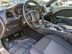 Coupé de Lujo AWD 2024 Seminuevo |   Auto Deportivo Automático con Motor Turboalimentado de 3.0 L |   1 Año de Garantía Incluido - Product Image 5