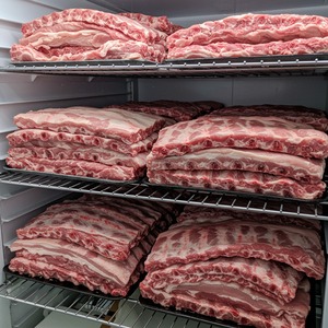 Costillas de cerdo congeladas de calidad superior, venta directa de fábrica, paquete a granel, costillas traseras de bebé congeladas frescas y costillas de repuesto para procesamiento de alimentos - Product Image 3