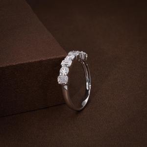 Anillo de Eternidad con Diamantes Cultivados en Laboratorio de 1.22 Ct, Corte Esmeralda y Brillante Redondo, Anillo de 7 Piedras, Diamantes Certificados IGI F VVS1 VVS2 - Product Image 2