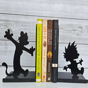 ที่คั่นหนังสือโลหะหนักพร้อมที่กันลื่นด้านล่างเป็นโลหะกันลื่นที่จัดเก็บหนังสือที่ทนทานสำหรับผู้รักหนังสือนักสะสม - Product Image 1