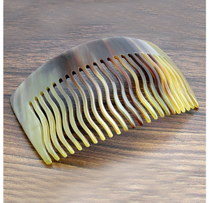 Peine de cuerno de buey natural Mejor fabricante Nuevo diseño Personalización Tamaño Peine de cuerno natural para uso doméstico y de salón - Product Image 6