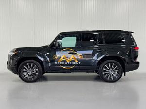 Lexus GX 550 Serie GX 2025 SUV con Asientos de Cuero Oscuro Signature, Cámara Trasera Automática de 360°, Faros LED Panorámicos en Venta - Product Image 5