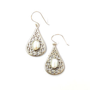 Boucles d'oreilles en perles de 4,8 grammes - Product Image 1