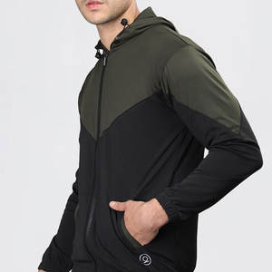 Chaqueta Cortavientos con Cuello Alto y Estampado de Dibujos Animados, de Alta Calidad y Bajo MOQ, Ropa de Moda Personalizada, Sintética Sólida - Product Image 3