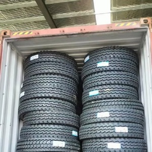 Acheter des pneus camion 12R22.5 avec des options de vente en gros Pneus de qualité supérieure conçus pour les camions lourds Livraison rapide disponible - Product Image 3