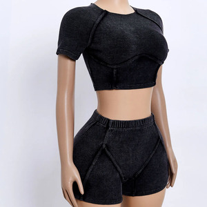 Automne 2025 femmes vêtements logo personnalisé survêtement dames deux pièces ensemble court vêtements de sport 2 pièces à capuche et short ensemble femmes shorts - Product Image 2