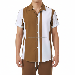 ชุดเซ็ตเสื้อผ้าผู้ชายลายทางแบบ OEM สีน้ำตาลและสีขาว 2 ชิ้น เสื้อแขนสั้นและกางเกงขายาว - Product Image 3