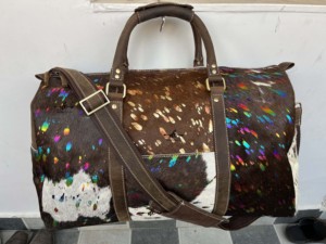 ออกแบบใหม่จริง Cowhide หนังกระเป๋าเดินทางกระเป๋าโลหะขนสัตว์ทําด้วยมือกระเป๋า Unisex กระเป๋าเดินทางขนาดใหญ่หลายใช้ผมบนซ่อนขนสัตว์ - Product Image 5