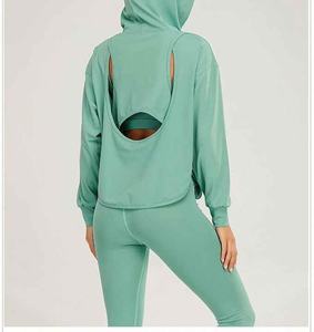 Ensemble de survêtement doublé en polaire pour femmes d'hiver élégant confortable tous les jours vêtements de détente deux pièces haut à manches longues pantalon de survêtement imprimé - Product Image 2