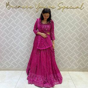 Recién llegado Georgette adornado con hermoso brillo Faux Georgette Secuencia Bordado Trabajo Lehenga Choli con Dupatta - Product Image 4