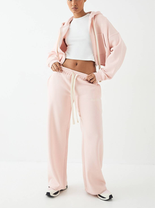 Conjunto Deportivo para Mujer al por Mayor, Diseño OEM, Conjunto Informal para Actividades al Aire Libre, Top Corto de Manga Larga y Pantalones Deportivos Lisos, Conjunto de 2 Piezas - Product Image 2