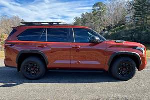 Toyota Sequoia TRD Pro 2024 Usado - Product Image 2