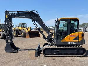 Nouvelle pelle sur chenilles Hyundai HX90A 2025 de Corée avec chargeur frontal Yanmar, cabine fermée, moteur à boîte de vitesses haute efficacité pour la construction - Product Image 2