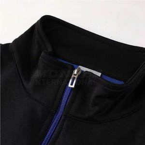 Survêtement d'entraînement de compression pour hommes OEM ensemble de vêtements de sport avec logo personnalisé pour l'entraînement en salle de sport survêtement de compression respirant pour hommes - Product Image 4