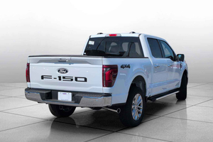 Ford F-150 LARIAT 4WD Crew Cab Pickup Usada 2025 - con Bajo Kilometraje - Product Image 4