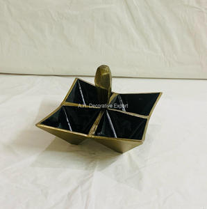 Hot Sale Catering Decorative Dry Fruits <b>Dessert</b> <b>Bowl</b> with Handle Hotels Serving Four Section Nuts & Chocolate Serving <b>Bowl</b> - Product Image 4