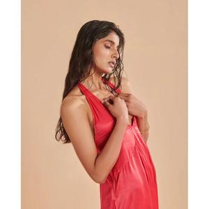 Vestido Maxi de Verano para Mujer, Estilo Tie Dye, Cuello Halter, Corte en V, Cintura Natural, Lavable, Fluido, Ideal para Fiestas en la Playa - Product Image 3