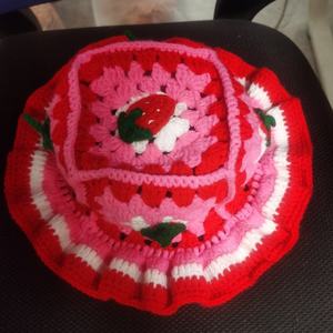 Chapeau Bob au Crochet avec Imprimé Fraise Dessiné à la Main, en Coton Décontracté pour Pêche en Plein Air, Fêtes et Voyages - Product Image 3