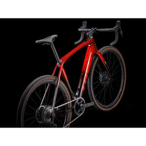 Bicicleta Trek Speed Concept SLR 9 AXS 2024 con Cambios SRAM RED ETap AXS y Eje de Pedalier SRAM DUB - Product Image 3