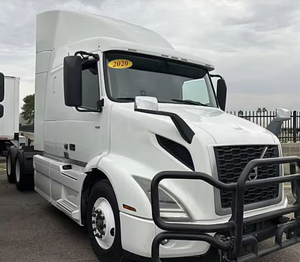 Camión de Segunda Mano 2020 ASEQUIBLE Volvo VNL64T 860 VNL64T860 860 Freightliner con Cabina Dormitorio - Product Image 2