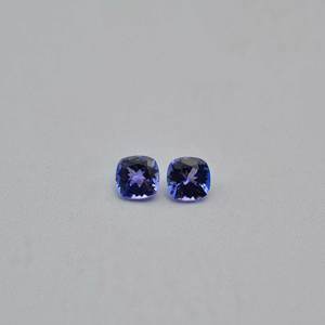 Coussin à facettes en tanzanite bleue naturelle de 8mm pour la fabrication de bijoux en vrac de pierres précieuses du fabricant fournisseur régulier - Product Image 1