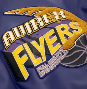 Chaqueta Varsity de Alta Calidad para Hombre, Roja y Blanca, 100% Algodón, Cuello Alto, Bordado Frontal - Product Image 4