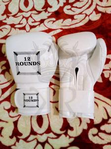 Nuevos guantes de kick boxing de entrenamiento Retro Pro del fabricante Logotipo personalizado y color Cuero de vaca genuino - Product Image 5