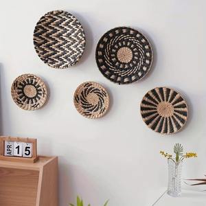 Tendance du moment : centre de table suspendu artisanal en jacinthe d'eau pour la décoration murale intérieure - Product Image 4