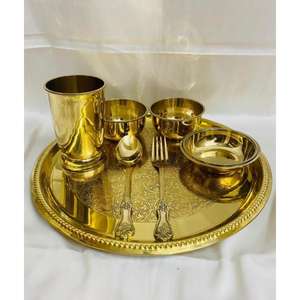 Ensemble de plateaux de prière en laiton 100% et accessoires, coffrets cadeaux pour mariage, Diwali, style traditionnel, article de prière indien en laiton de luxe - Product Image 5