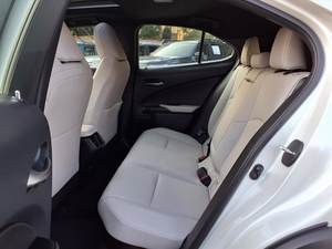 Lexus UX 250h 2021 Usado en Buen Estado - Product Image 4