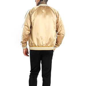 Chaquetas universitarias impermeables personalizadas con capucha frontal de satén Premium para hombres-Diseño portátil cómodo - Product Image 2