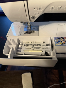 Machine à coudre Brother NQ3500D pour broderie – Achetez maintenant - Product Image 3