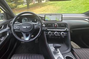 Genesis G70 AWD 3.3T Sport 2022 Usado en Buenas Condiciones - Product Image 4