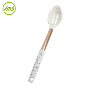 Juego de utensilios de cocina de silicona de 7 piezas Mango de oro rosa - Product Image 5